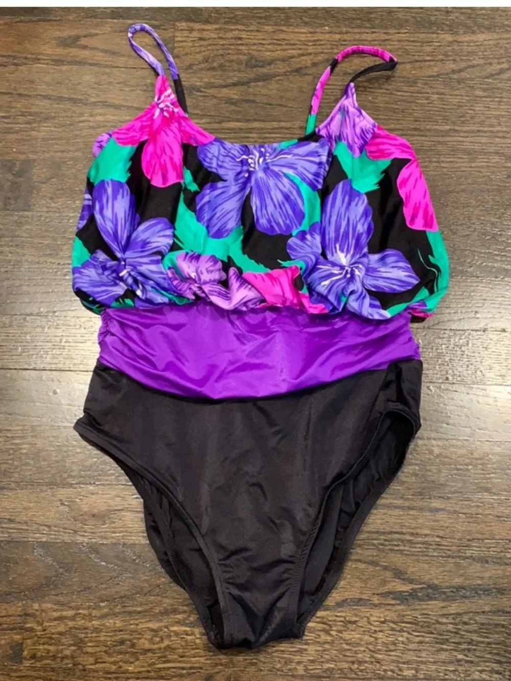 Bundle 2 one pieces - Picture 1 of 2